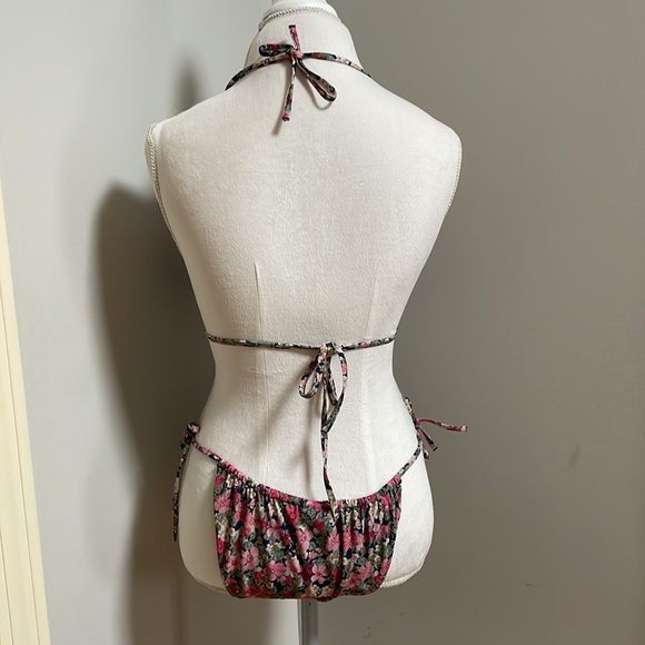 Triangle Bikini Tie Top & Bikini Tie Bottoms, Floral, Size 10 top & 8 bottom - Picture 9 of 15